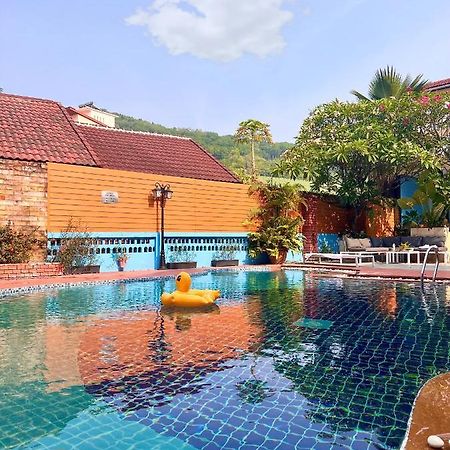 Baankasemsuk Resort 般咔 深宿 Patong Exteriör bild