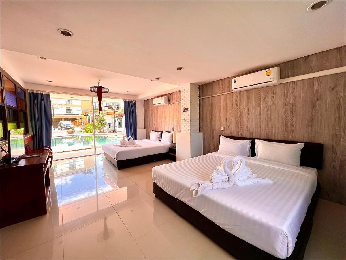 Baankasemsuk Resort 般咔 深宿 Patong Exteriör bild
