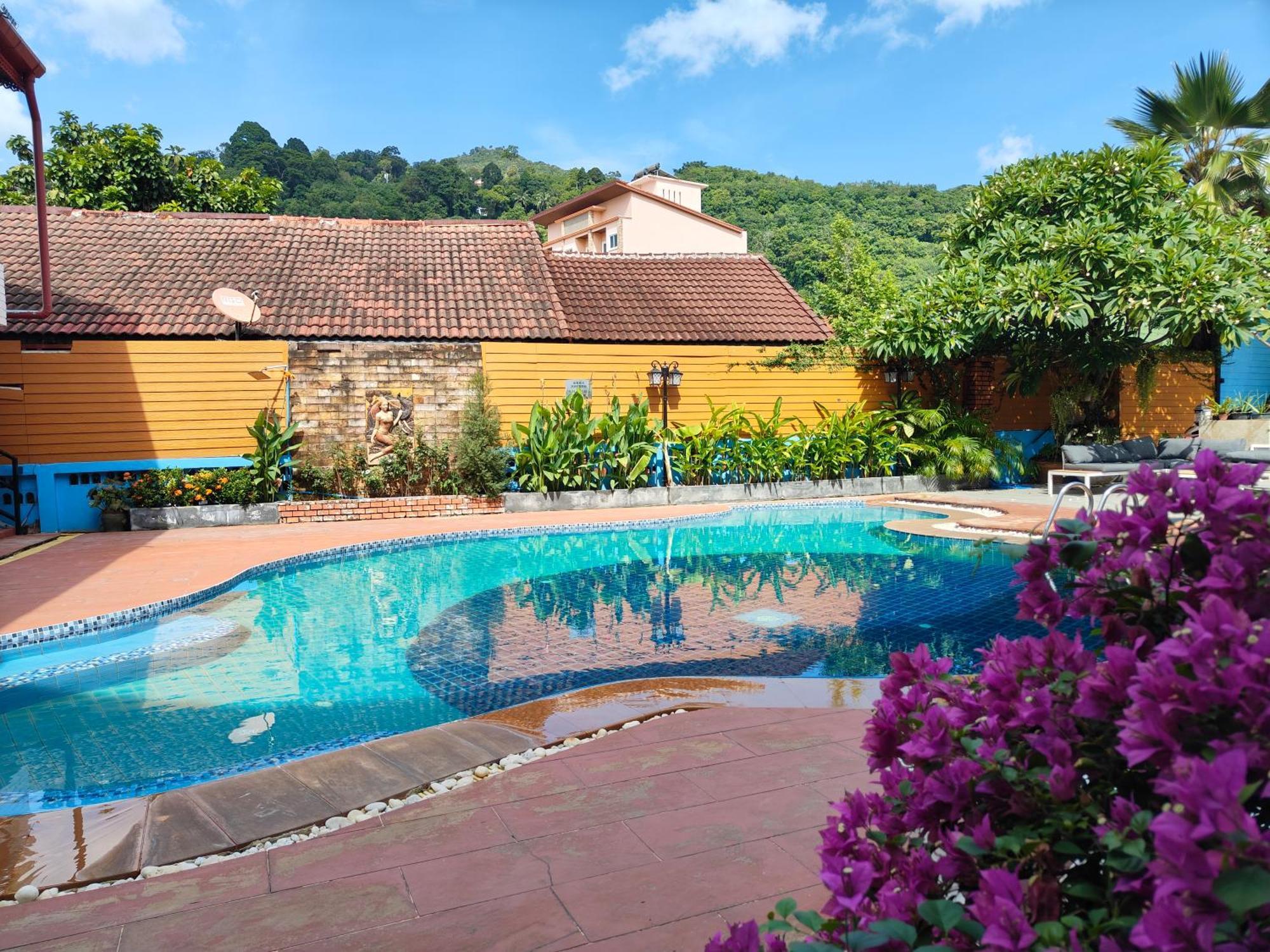 Baankasemsuk Resort 般咔 深宿 Patong Exteriör bild
