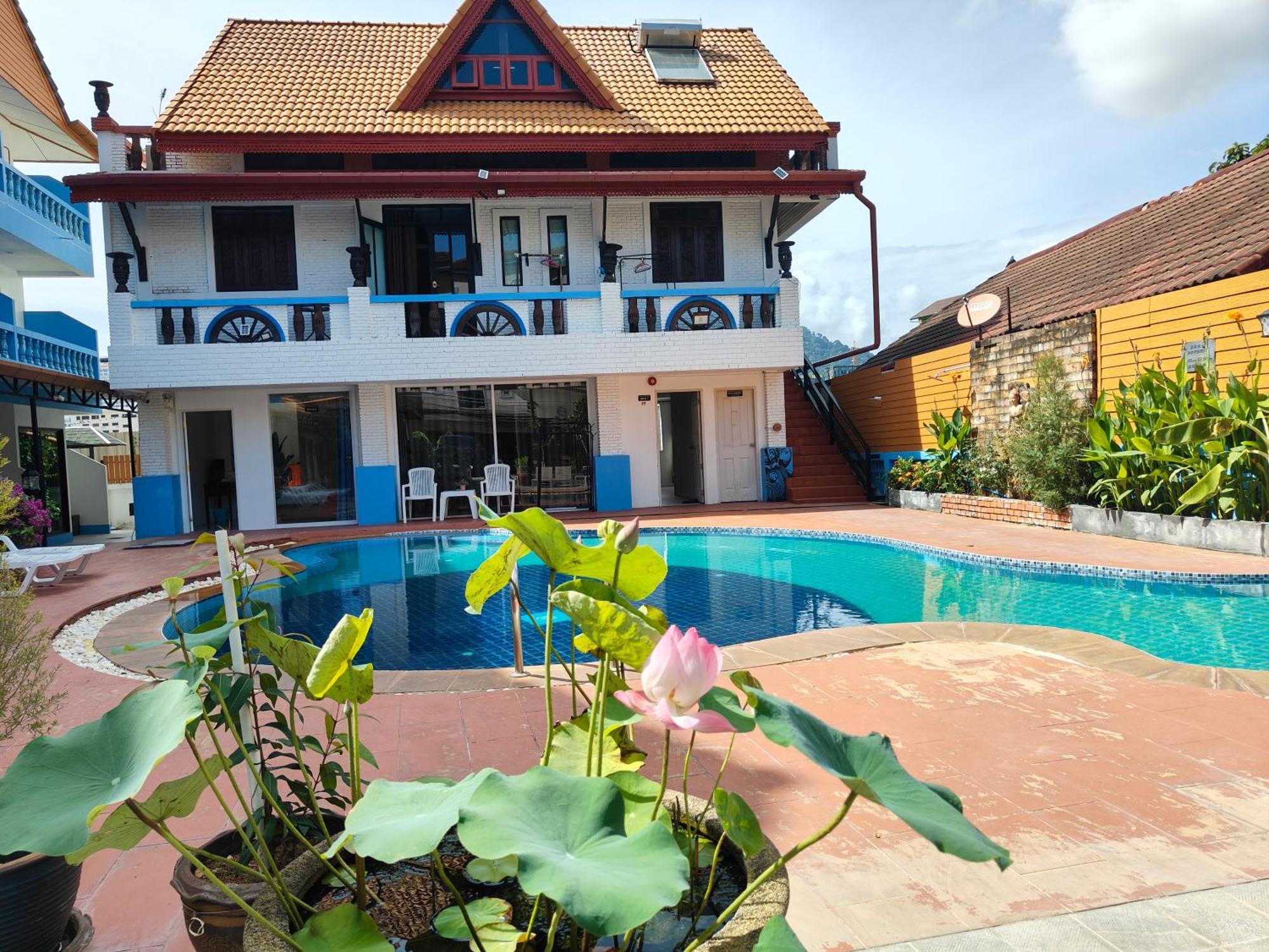 Baankasemsuk Resort 般咔 深宿 Patong Exteriör bild
