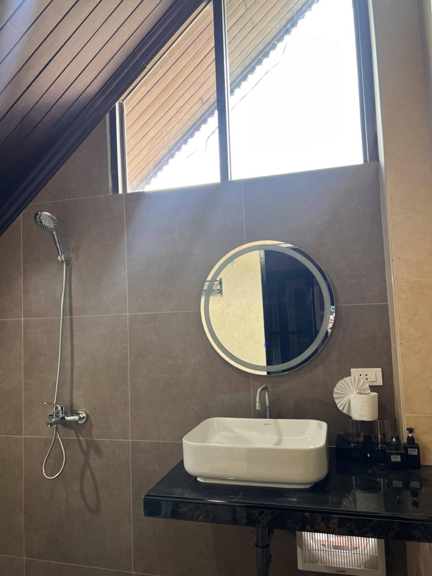 Baankasemsuk Resort 般咔 深宿 Patong Exteriör bild