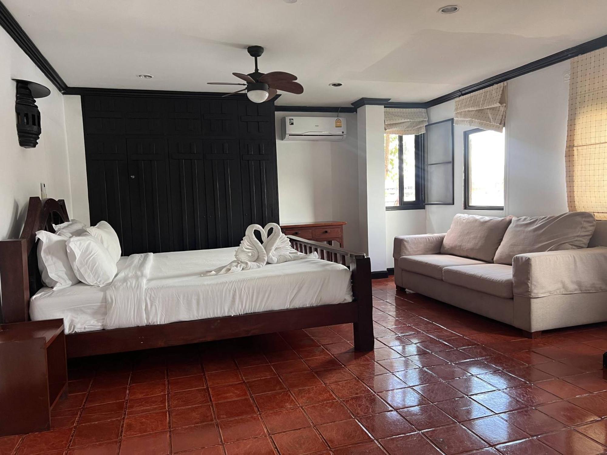 Baankasemsuk Resort 般咔 深宿 Patong Exteriör bild